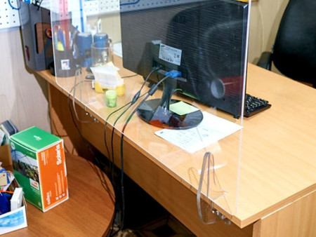 защитный экран прозрачный 4 мм  1150 x 600