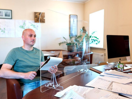 защитный экран прозрачный 2 мм  900 x 600